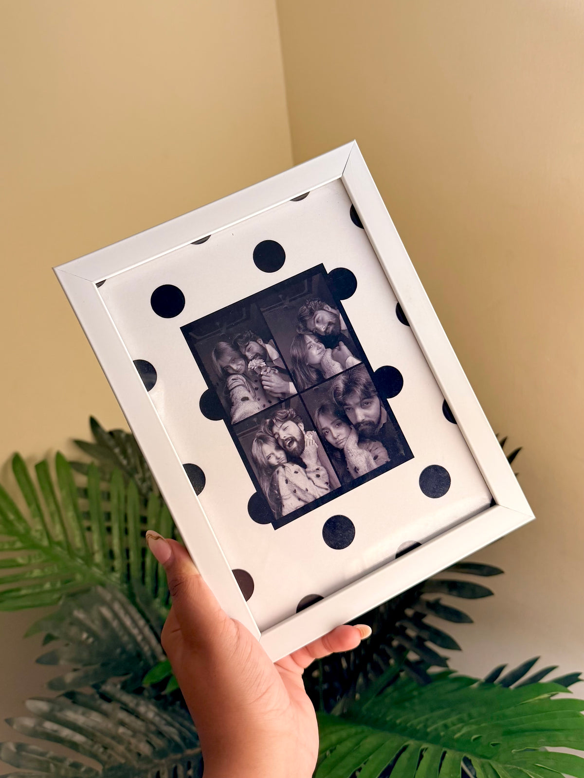 Polka dot frame