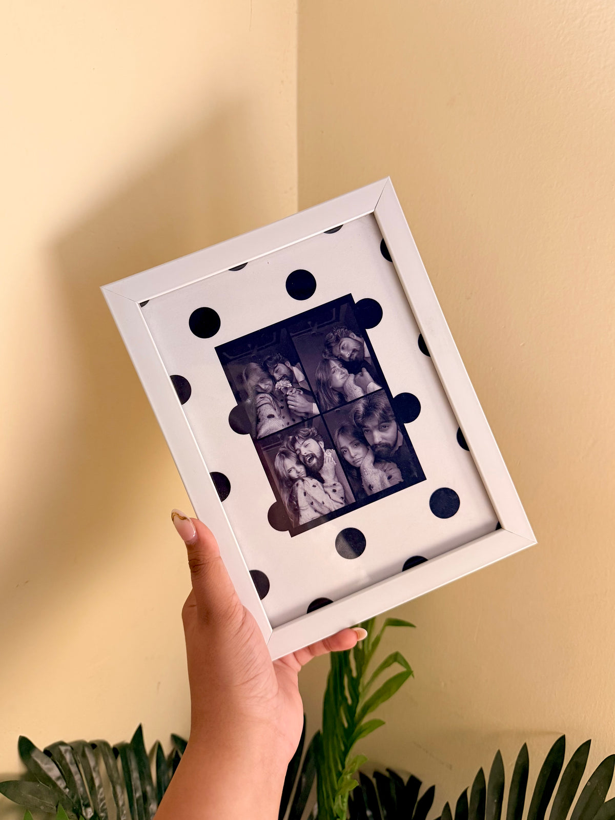 Polka dot frame